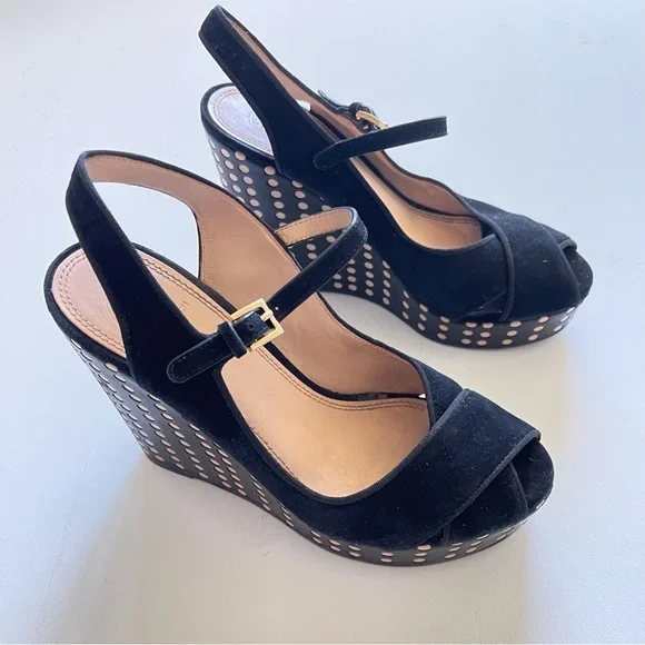 Tory Burch Sandals - Picture 2 of 5